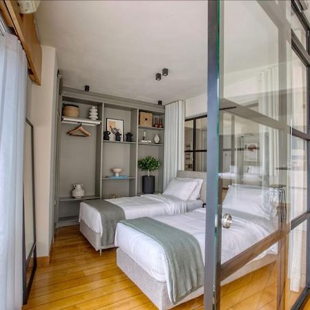 アテネSunny Luxury Loft,Stunning Acropolis View, Jacuzziアパートメント エクステリア 写真