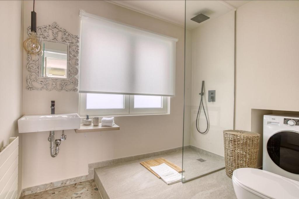 アテネSunny Luxury Loft,Stunning Acropolis View, Jacuzziアパートメント エクステリア 写真