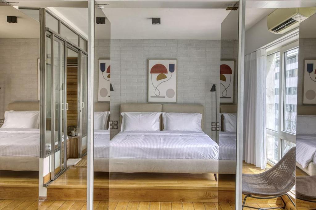 アテネSunny Luxury Loft,Stunning Acropolis View, Jacuzziアパートメント エクステリア 写真