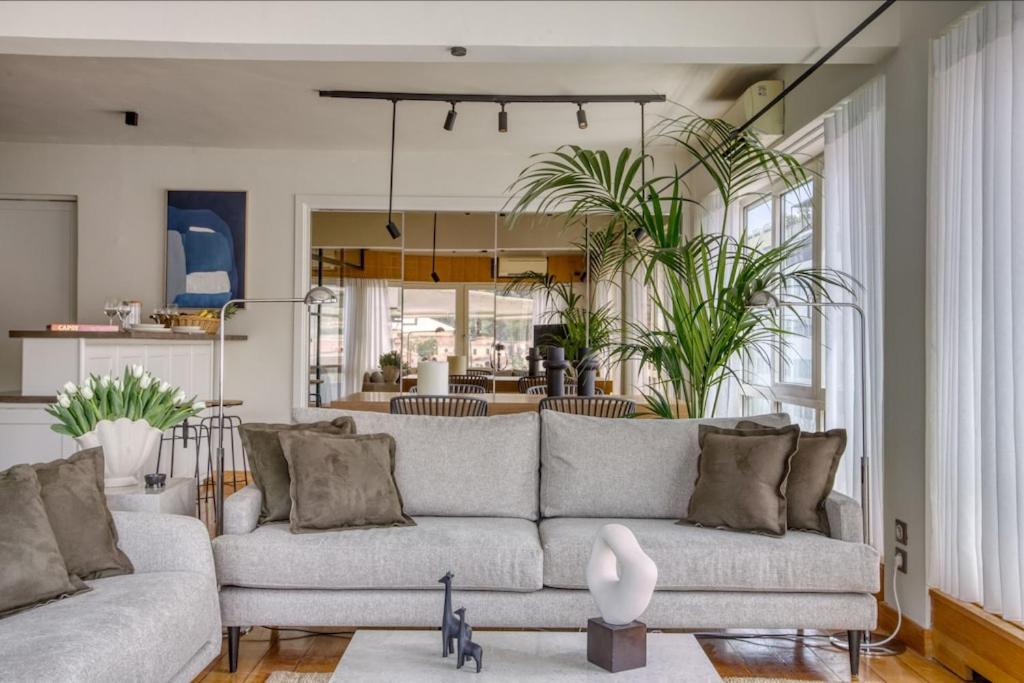 アテネSunny Luxury Loft,Stunning Acropolis View, Jacuzziアパートメント エクステリア 写真